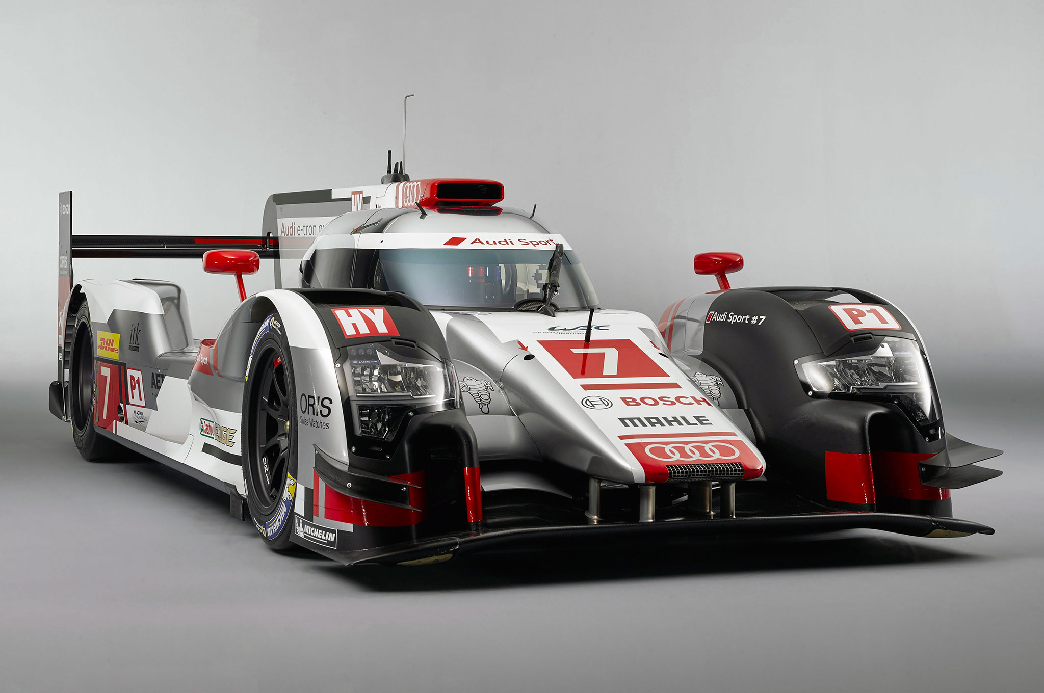Porsche 919 Battles Audi R18 E Tron Quattro W Video