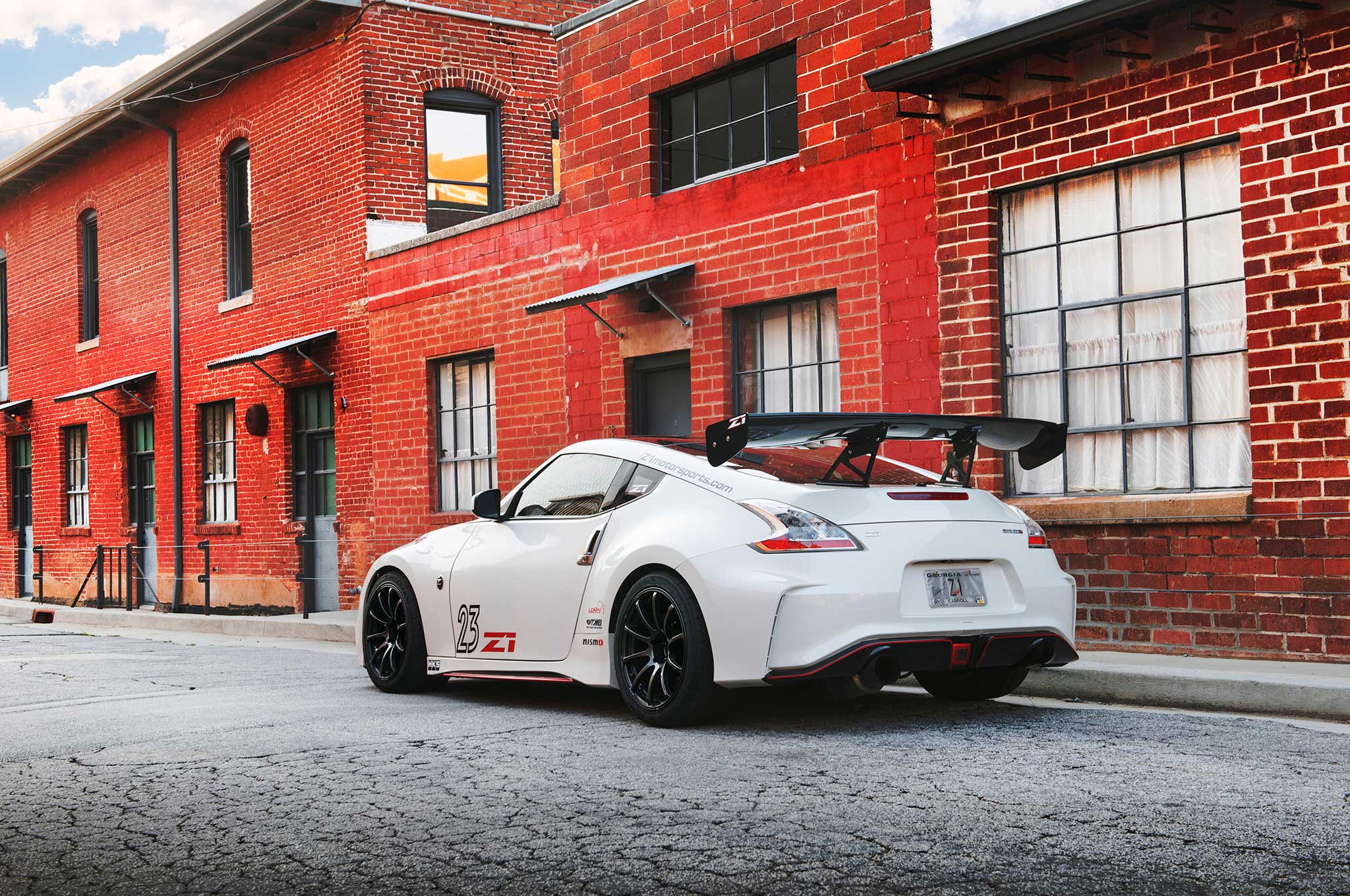 09 Nissan 370z History In The Making