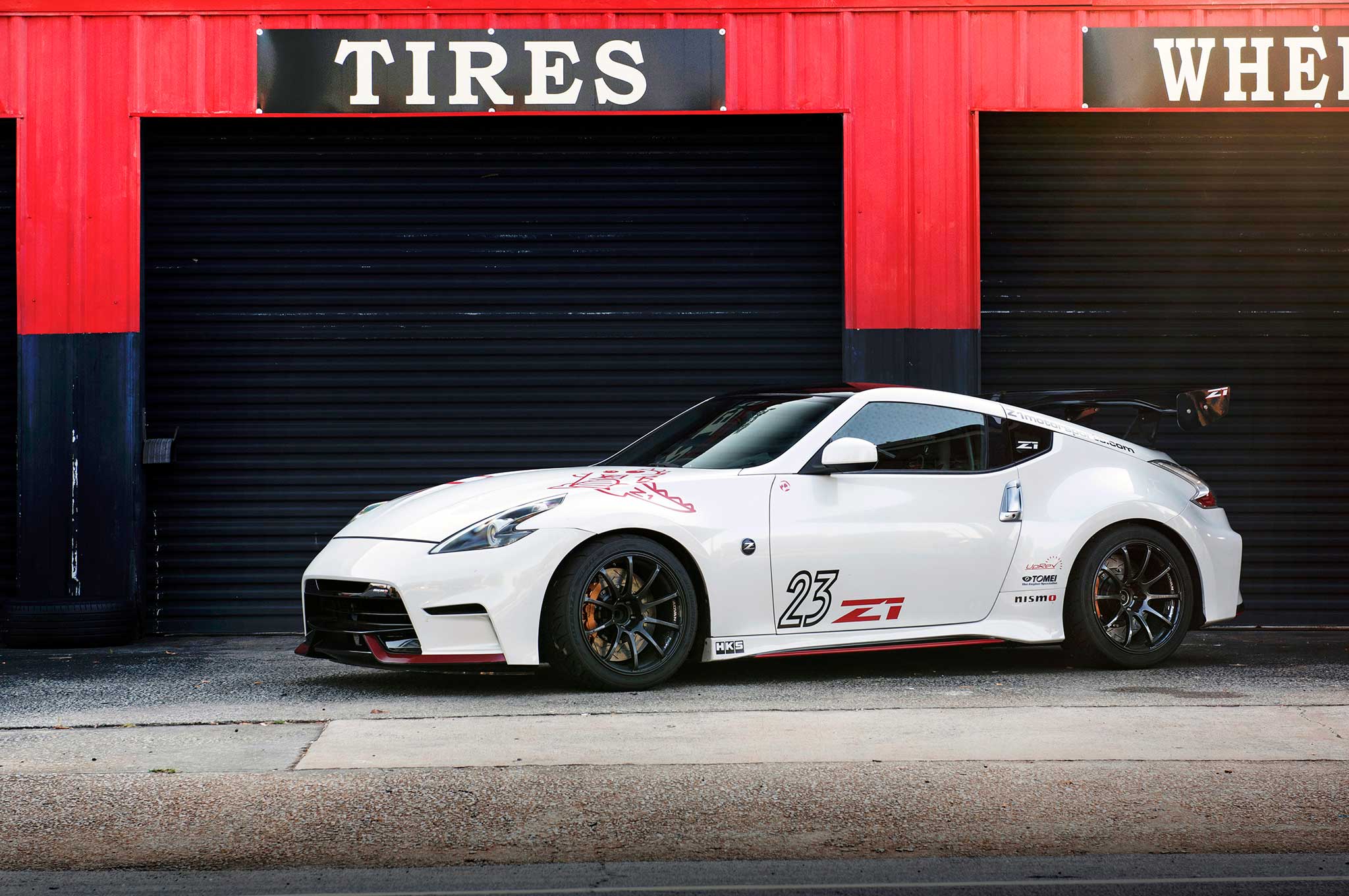 09 Nissan 370z History In The Making