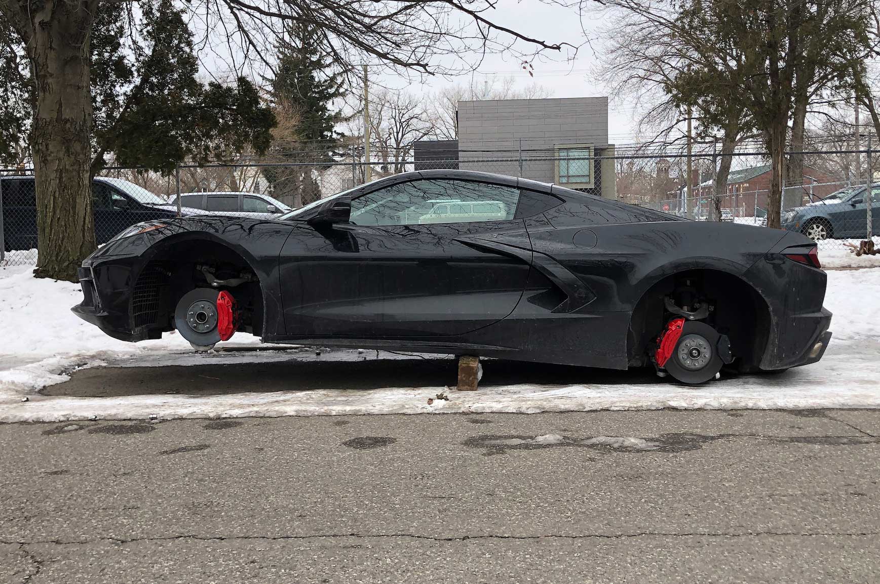 2020-C8-Corvette-Driver-Side-Profile