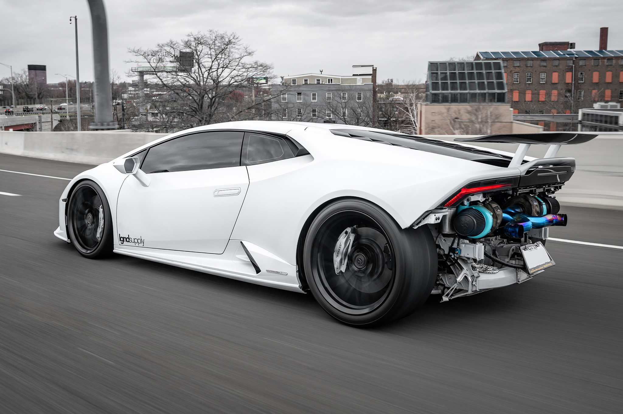 This Twin Turbo Lamborghini Huracan Evo is Pure Insanity